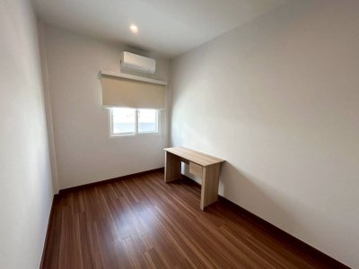 9R0716 ให้เช่าบ้านแฝดสองชั้น 3 ห้องนอน 3 ห้องน้ำ ราคา 33,000/เดือน โซนวิชิต