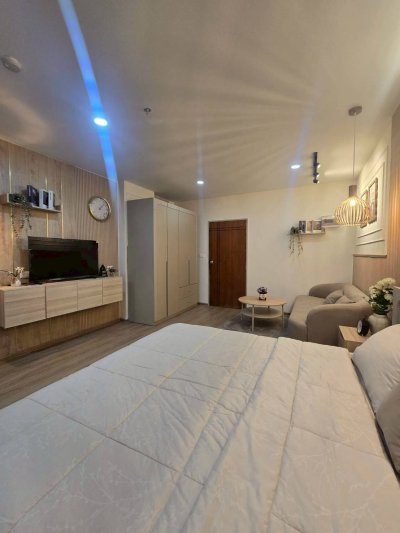 9R0727 Condominium for rent studio room 13,000/month at wichit