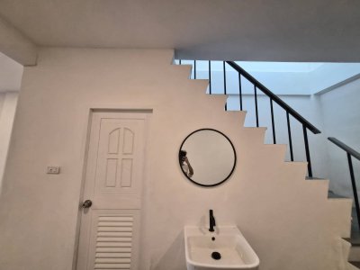 9R0738 ให้เช่าบ้านแฝดสองชั้น 3 ห้องนอน 2 ห้องน้ำ ราคา 28,000/เดือน โซนวิชิต