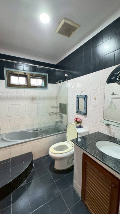 9R0742 This house for rent 3 bedroom 2 bathroom 25,000/month at wichit