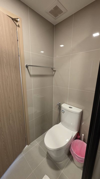 9R0761 Condominium for rent 1 bedroom 1 bathroom 25,000/month at wichit