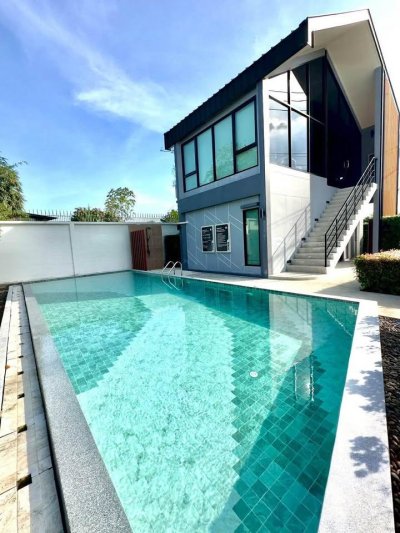 9R0765 This house for rent 3 bedroom 3 bathroom 65,000/month at wichit