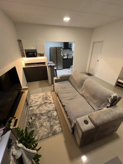 9R0770 ให้เช่าบ้านแฝดสองชั้น 2 ห้องนอน 2 ห้องน้ำ ราคา 35,000/เดือน โซนวิชิต