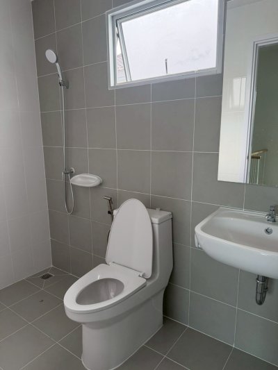 9R0777 ให้เช่าบ้านแฝดสองชั้น 3 ห้องนอน 2 ห้องน้ำ ราคา 35,000/เดือน โซนวิชิต