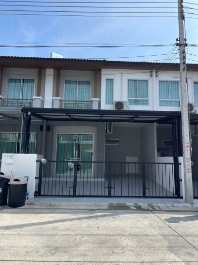 9R0781 ให้เช่าบ้านแฝดสองชั้น 2 ห้องนอน 2 ห้องน้ำ ราคา 38,000/เดือน โซนวิชิต