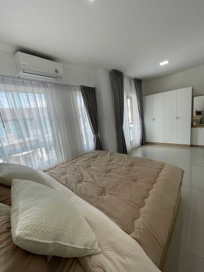 9R0781 ให้เช่าบ้านแฝดสองชั้น 2 ห้องนอน 2 ห้องน้ำ ราคา 38,000/เดือน โซนวิชิต