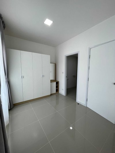 9R0781 ให้เช่าบ้านแฝดสองชั้น 2 ห้องนอน 2 ห้องน้ำ ราคา 38,000/เดือน โซนวิชิต