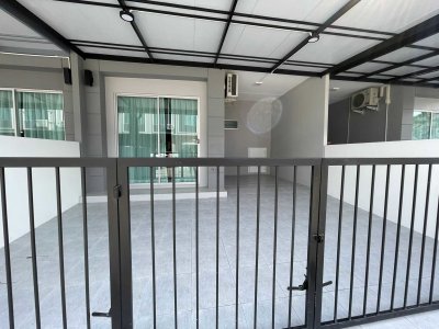 9R0781 ให้เช่าบ้านแฝดสองชั้น 2 ห้องนอน 2 ห้องน้ำ ราคา 38,000/เดือน โซนวิชิต