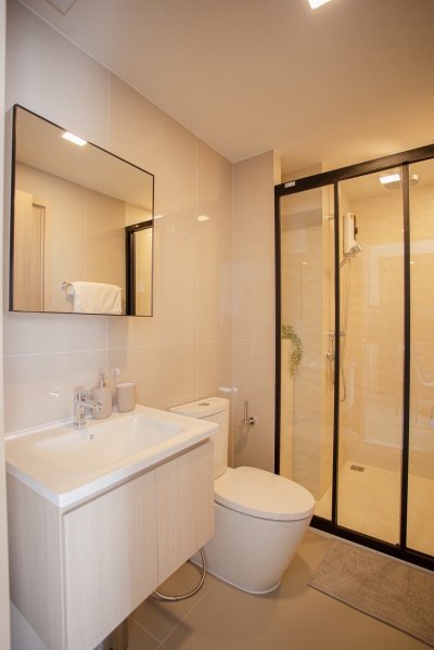 9R0783 คอนโดมิเนียม 2 ห้องนอน 1 ห้องน้ำ ให้เช่าเดือนละ 30,000 บาท โซนวิชิต