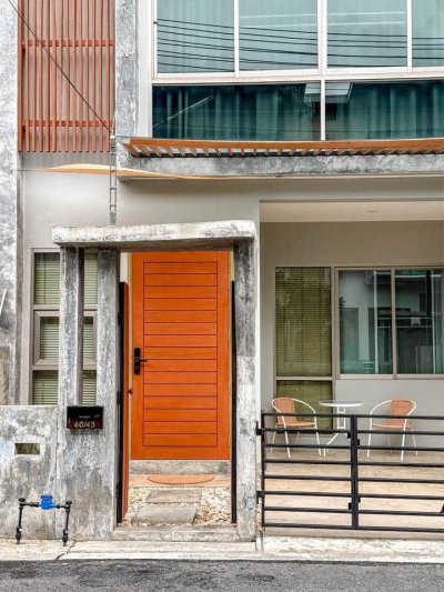 9R0786 ให้เช่าบ้านแฝดสองชั้น 2 ห้องนอน 3 ห้องน้ำ ราคา 35,000/เดือน โซนวิชิต