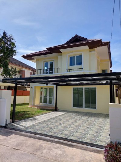 9S0060 This house for sale 5,590,000 bath 2 bedrooms 3 bathrooms location at panwa