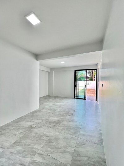 9S0067 This house for sale 6,290,000 baht 4bedroom 3bathroom located at wichit