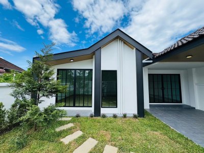 9S0086 ขายบ้านแฝดชั้นเดียว ราคา 4,790,000 บาท 3 ห้องนอน 2 ห้องน้ำ โซนวิชิต