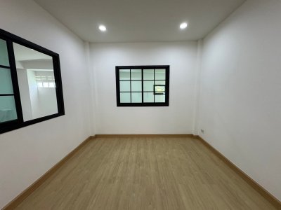 9S0086 ขายบ้านแฝดชั้นเดียว ราคา 4,790,000 บาท 3 ห้องนอน 2 ห้องน้ำ โซนวิชิต