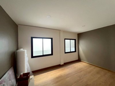 9S0087 ขายบ้านแฝดสองชั้น ราคา 5,290,000 บาท 4 ห้องนอน 3 ห้องน้ำ โซนวิชิต