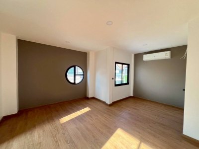 9S0087 ขายบ้านแฝดสองชั้น ราคา 5,290,000 บาท 4 ห้องนอน 3 ห้องน้ำ โซนวิชิต