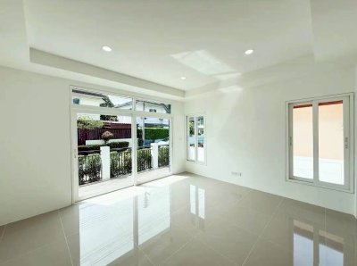 9S0090 This houes for sale 4,790,000 baht 3 bedroom 2 bathroom at wichit