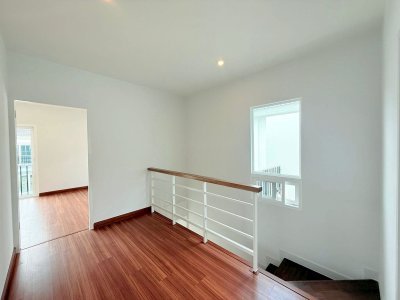 9S0096 ขายบ้านแฝดสองชั้น ราคา 5,650,000 บาท 3 ห้องนอน 3 ห้องน้ำ โซนวิชิต 9S0096 ขายบ้านแฝดสองชั้น ราคา 5,650,000 บาท 3 ห้องนอน 3 ห้องน้ำ โซนวิชิต