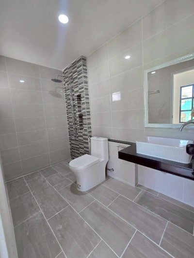 9S0102 This house for sale 5,290,000 baht 4 bedroom 3 bathroom located at wichit