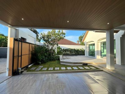9S0109 Pool villa for sale 11,900,000 baht 4 bedroom 4 bathroom at wichit