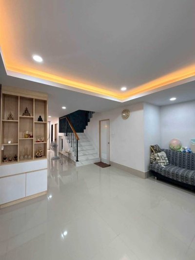 9S0111 This house for sale 3,790,000 baht 3 bedroom 2 bathroom at wichit