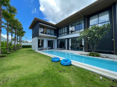 11R0391 ให้เช่า pool villa 5 ห้องนอน 7 ห้องน้ำ ราคา 300,000/เดือน โซนเกาะแก้ว