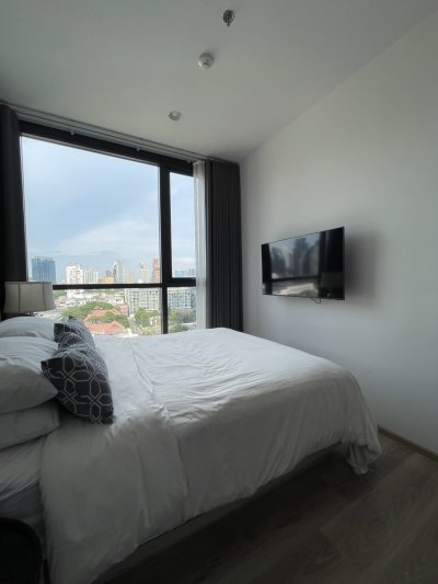 Oka Haus Sukhumvit 36 near BTS Thong Lor 41 sqm.