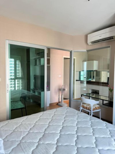 Aspire Rama 4 near BTS Phra Khanong 28 sqm.