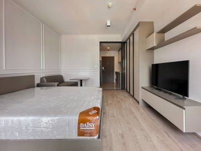 Ideo Rama 9 near MRT Phra Ram 9 Fully Furnished 27 sqm.