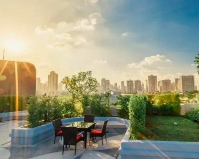 Down Town 49 near BTS Phrom Phong 2 bed 62.4 sqm.