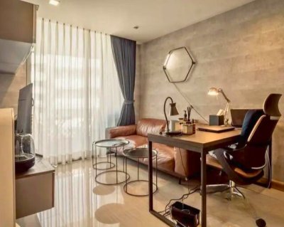 Down Town 49 near BTS Phrom Phong 2 bed 62.4 sqm.