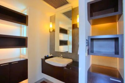 1-BR Serviced Apt. near MRT Sukhumvit 1 Bed 1 Bath 55 m². Fully Furnished