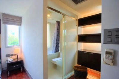 1-BR Serviced Apt. near MRT Sukhumvit 1 Bed 1 Bath 55 m². Fully Furnished