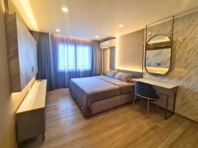 Royal Castle Sukhumvit near BTS Phrom Phong 3 Beds 2 Baths 139 m². Fully Furnished