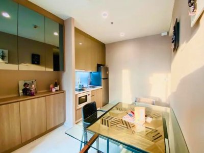 Noble Ploenchit near BTS Phloen Chit 1 Bed 1 Bath 45.76 m². Fully Furnished