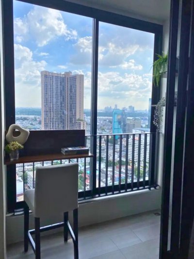 Ideo Q Sukhumvit 36 near BTS Thong Lor 1 Bed 1 Bath 45 m². Fully Furnished