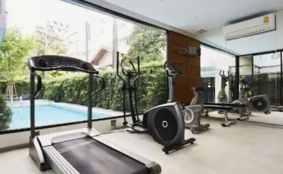 1-BR Serviced Apt. near BTS Phrom Phong 1 Bed 1 Bath 50 m². Fully Furnished