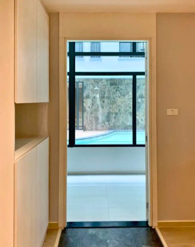 Runesu Thonglor 5 near BTS Thong Lor 1 Bed 1 Bath 43 m². Fully Furnished