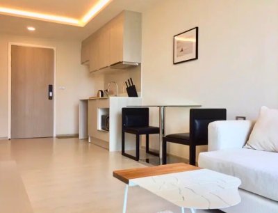 Vtara 36 near BTS Thong Lor 1 Bed 1 Bath 45.2 m². Fully Furnished