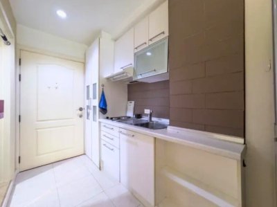 Grand Park View Asoke near MRT Sukhumvit 1 Bed 1 Bath 35 m². Fully Furnished
