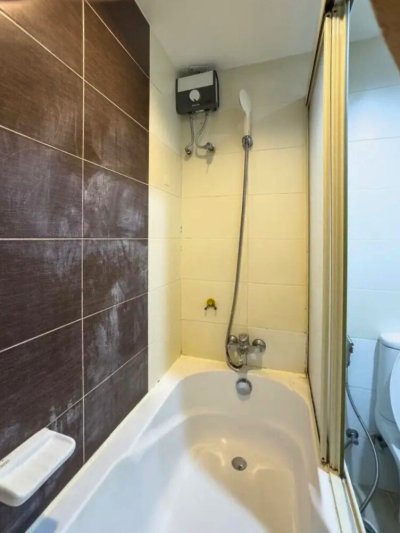 Grand Park View Asoke near MRT Sukhumvit 1 Bed 1 Bath 35 m². Fully Furnished