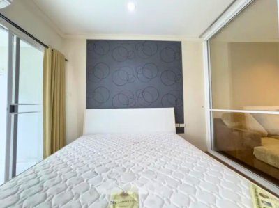 Grand Park View Asoke near MRT Sukhumvit 1 Bed 1 Bath 35 m². Fully Furnished