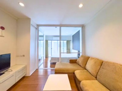 Grand Park View Asoke near MRT Sukhumvit 1 Bed 1 Bath 35 m². Fully Furnished