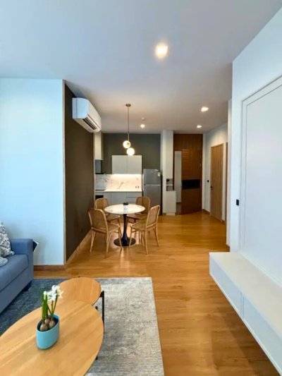 1-BR Serviced Apt. near BTS Thong Lor 1 Bed 1 Bath 72 m². Fully Furnished