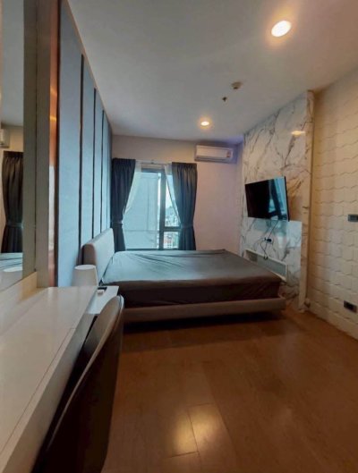 The Crest Sukhumvit 34 near BTS Thong Lor 1 Bed 1 Bath 45 Sqm. Fully Furnished