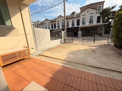 TOWNHOME Indy Bangna Ramkhamhaeng 2 near Sri Udom Station 3 Beds 3 Baths 122 sq.m. Fully Furnished