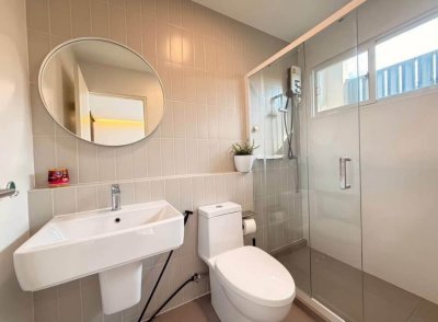 TOWNHOME Indy Bangna Ramkhamhaeng 2 near Sri Udom Station 3 Beds 3 Baths 122 sq.m. Fully Furnished