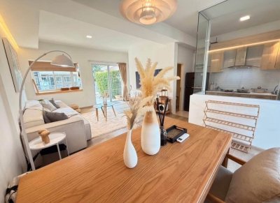 TOWNHOME Indy Bangna Ramkhamhaeng 2 near Sri Udom Station 3 Beds 3 Baths 122 sq.m. Fully Furnished