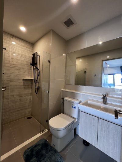 Life Rama 4 -Asoke near MRT Queen Sirikit  1 Bed 1 Bath 32 m². Fully Furnished