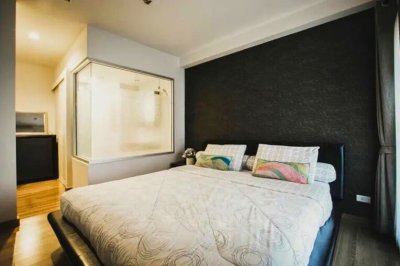 The Seed Musee Sukhumvit 26 near BTS Phrom Phong 1 Bed 1 Bath 45 m². Fully Furnished
